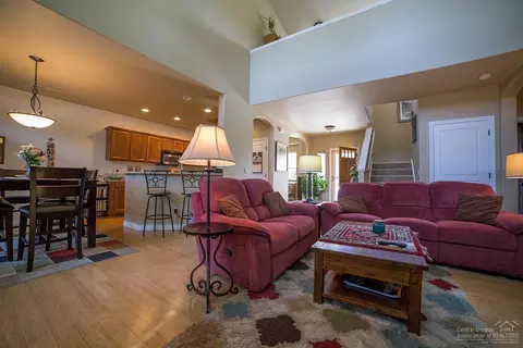 19533 Fishhawk Loop, Bend, OR 97702 photo 6