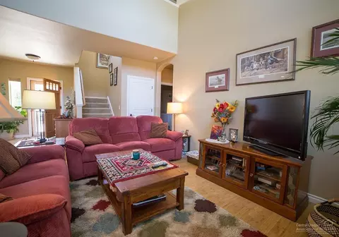19533 Fishhawk Loop, Bend, OR 97702 photo 5