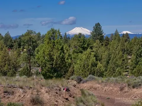 60100 Stirling Dr, Bend, OR 97702 photo 14