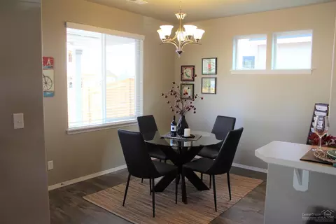 60892 SE Sweet Pea Dr, Bend, OR 97702 photo 14