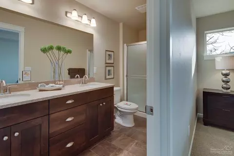 20864 SE Sotra Loop, Bend, OR 97702 photo 10