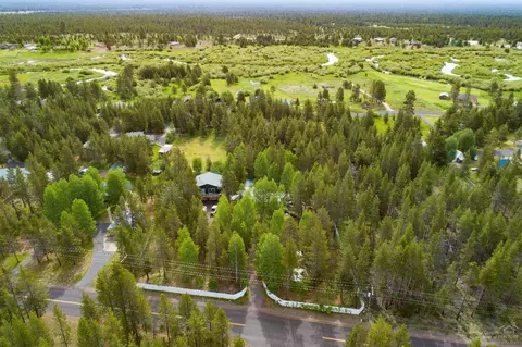 52900 Bridge Dr, La Pine, OR 97739 photo 3