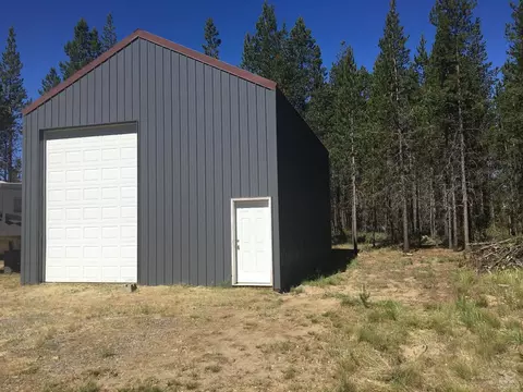51377 Walling, La Pine, OR 97739 photo 9