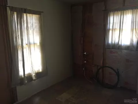 51377 Walling, La Pine, OR 97739 photo 13
