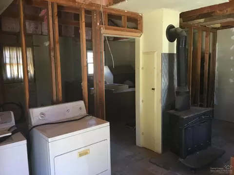 51377 Walling, La Pine, OR 97739 photo 12