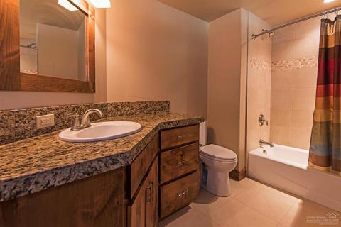 56283 Trailmere Cir, Bend, OR 97707 photo 21