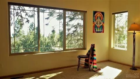 1267 NW Constellation Dr, Bend, OR 97703 photo 13