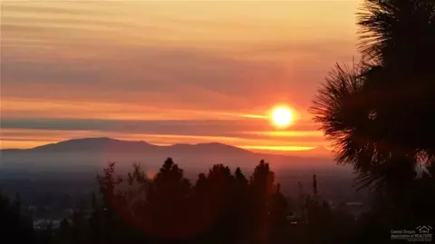 1267 NW Constellation Dr, Bend, OR 97703 photo 17