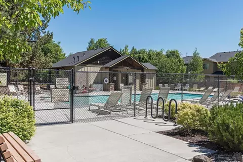 61177 Dayspring Dr, Bend, OR 97702 photo 15