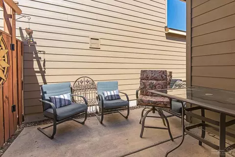 61177 Dayspring Dr, Bend, OR 97702 photo 12