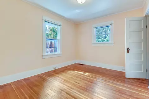 1302 NW Davenport Ave, Bend, OR 97703 photo 12