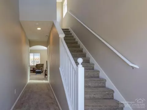21206 Keyte Rd, Bend, OR 97701 photo 18