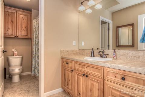 20482 Jacklight Ln, Bend, OR 97702 photo 17