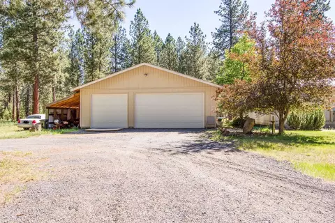 50542 Deer St, La Pine, OR 97739 photo 2