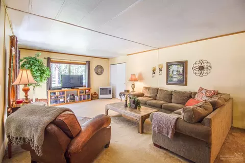 50542 Deer St, La Pine, OR 97739 photo 6