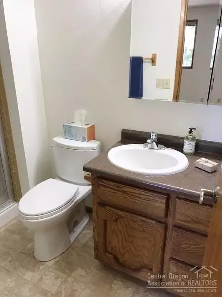1275 NE Paula Dr, Bend, OR 97701 photo 13