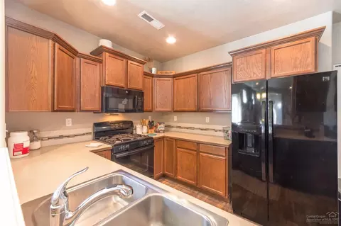 21125 Darnel Ave, Bend, OR 97702 photo 10