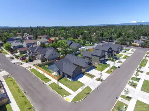 21125 Darnel Ave, Bend, OR 97702 photo 16