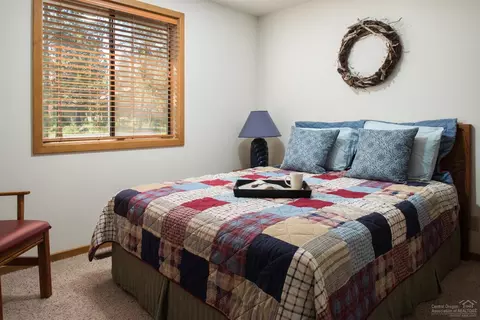 58067 Kinglet Rd, Sunriver, OR 97707 photo 8