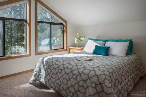 58067 Kinglet Rd, Sunriver, OR 97707 photo 10