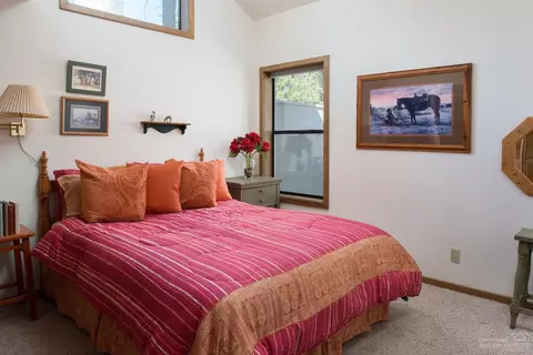 58067 Kinglet Rd, Sunriver, OR 97707 photo 6