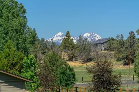 62336 Deer Trail Rd, Bend, OR 97701 photo 2