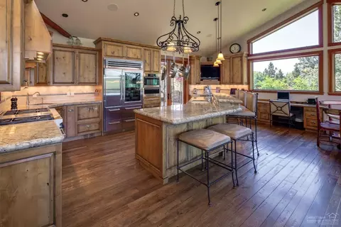 62336 Deer Trail Rd, Bend, OR 97701 photo 5