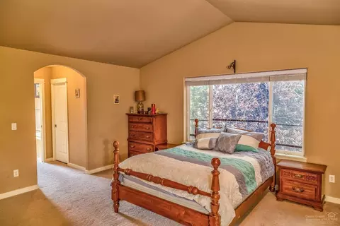 2874 NE Jackdaw Dr, Bend, OR 97701 photo 20