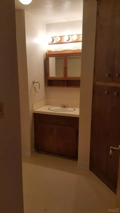 63333 Silverado Dr, Bend, OR 97701 photo 9