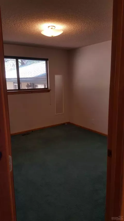 63333 Silverado Dr, Bend, OR 97701 photo 8