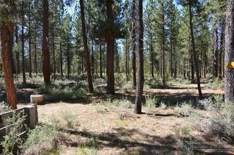 15372 Bear St, La Pine, OR 97739 photo 4