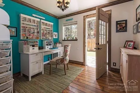 207 NE 10th St, Bend, OR 97701 photo 15