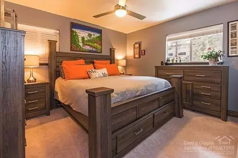 207 NE 10th St, Bend, OR 97701 photo 12