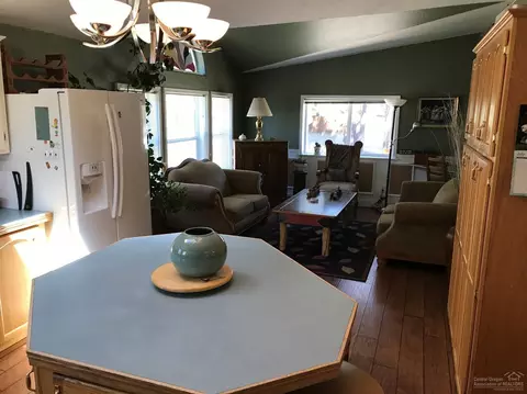 61007 Sugarbush Ln, Bend, OR 97702 photo 9
