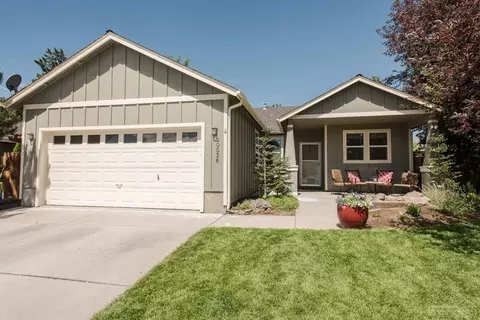 20036 Mount Hope Ln, Bend, OR 97702 photo 1