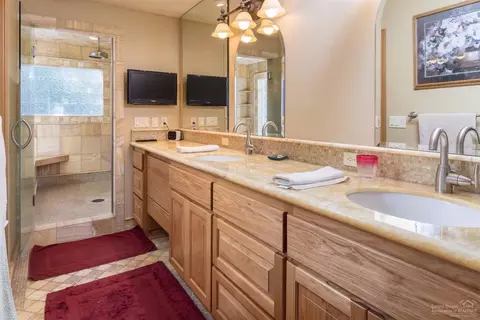 1750 NE Neff Rd, Bend, OR 97701 photo 9
