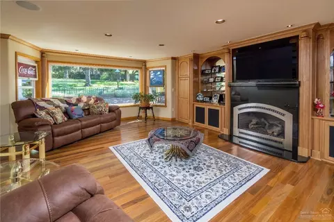 1750 NE Neff Rd, Bend, OR 97701 photo 6