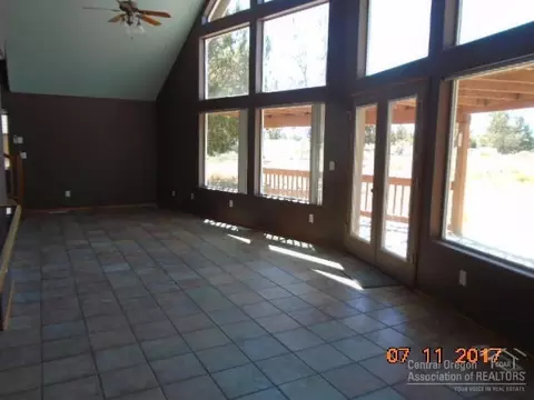 62091 Torkelson Rd, Bend, OR 97701 photo 3