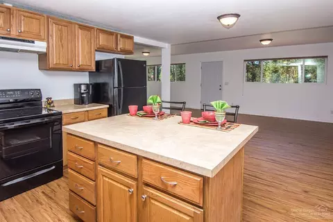 53734 Day Rd, La Pine, OR 97739 photo 10