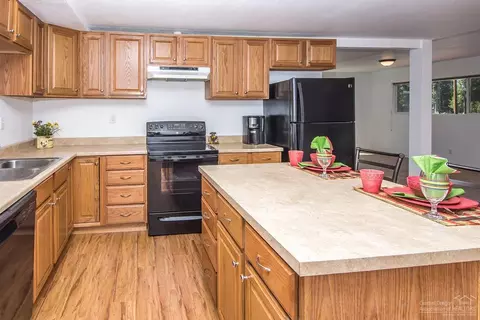 53734 Day Rd, La Pine, OR 97739 photo 6