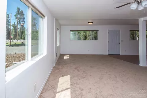 53734 Day Rd, La Pine, OR 97739 photo 13