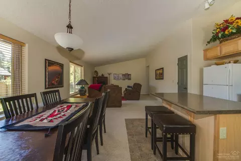 17388 Harlequin Dr, Bend, OR 97707 photo 8