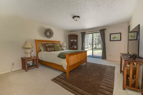 17388 Harlequin Dr, Bend, OR 97707 photo 10