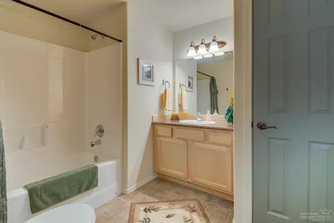 17388 Harlequin Dr, Bend, OR 97707 photo 14