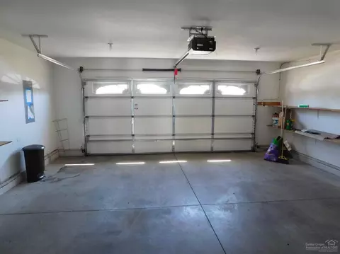 51435 Mac Ct, La Pine, OR 97739 photo 5
