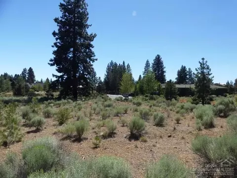 19478 Stafford Loop, Bend, OR 97702 photo 4