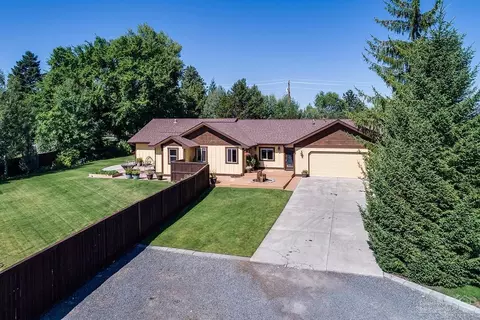 21496 Bradetich Loop, Bend, OR 97701 photo 17