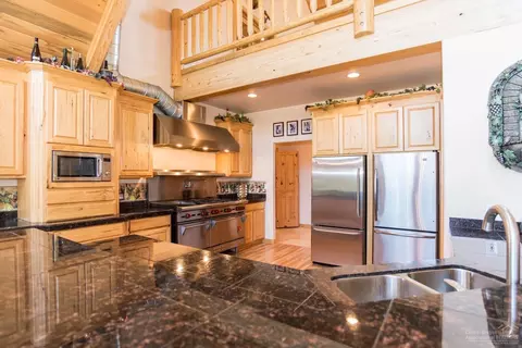 310 Willis, La Pine, OR 97739 photo 9