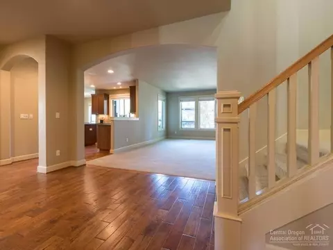 19690 Harvard Pl, Bend, OR 97702 photo 4