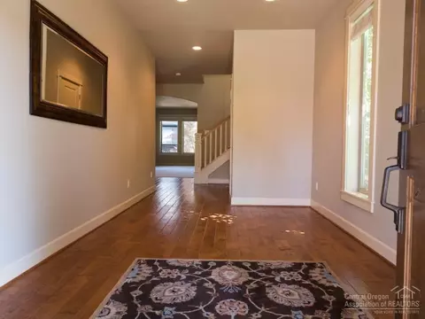 19690 Harvard Pl, Bend, OR 97702 photo 3